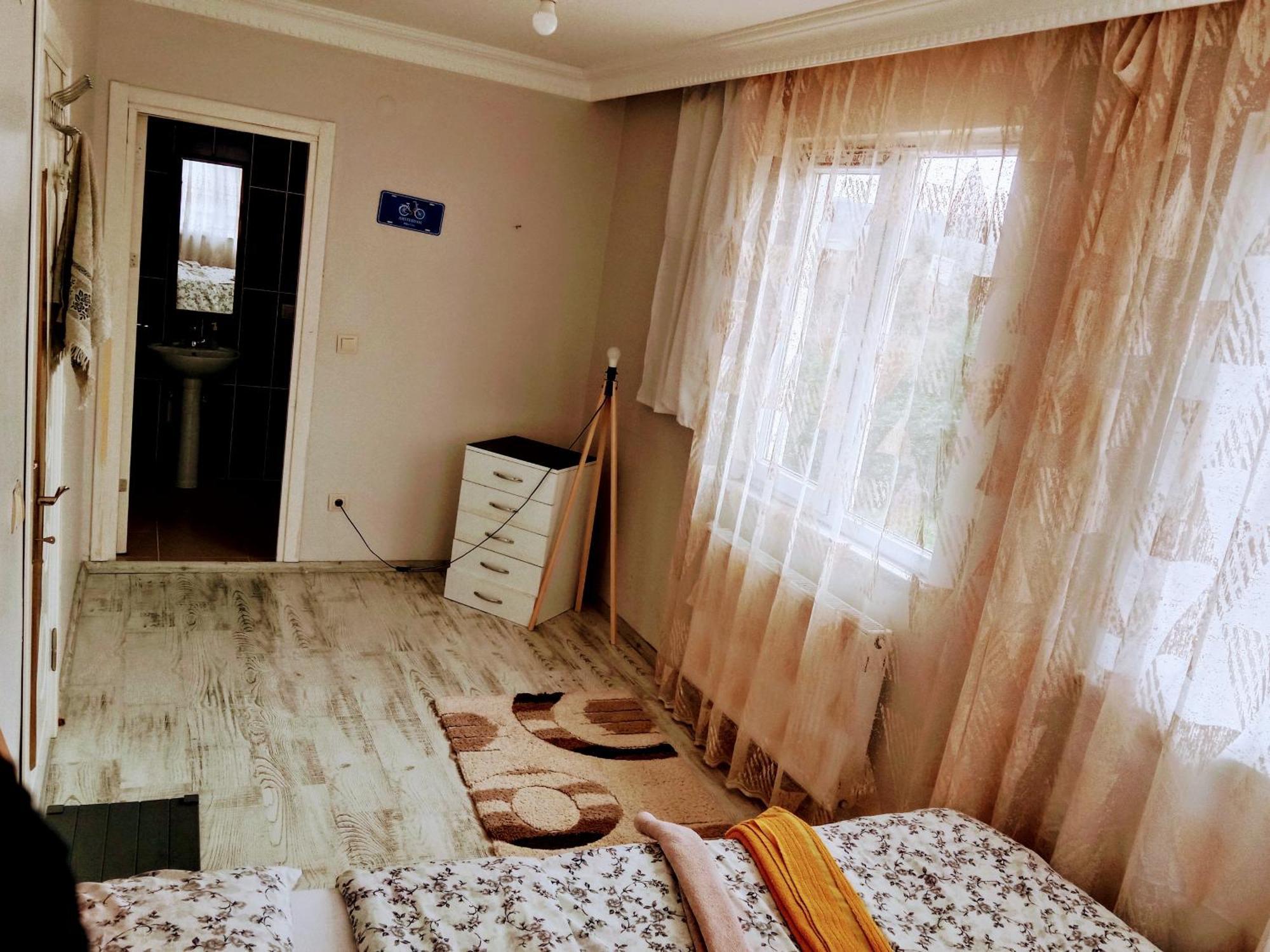 Ahmet Teacher Hotel, 5 Minutes From The Airport Arnavutkoy Dış mekan fotoğraf