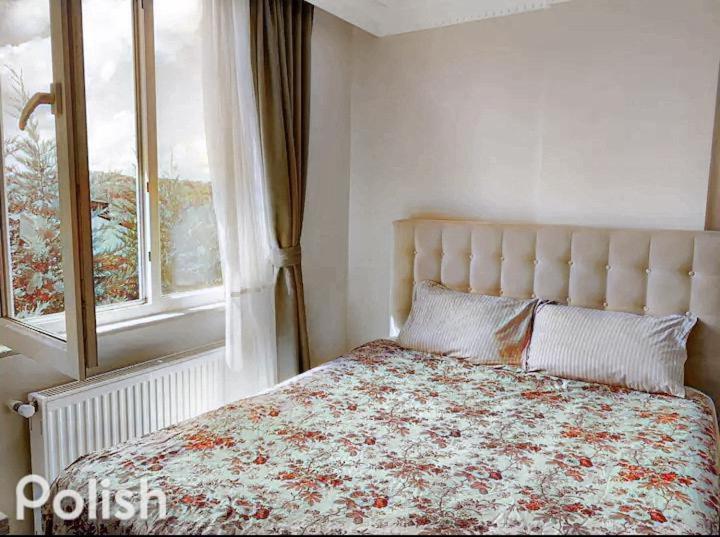 Ahmet Teacher Hotel, 5 Minutes From The Airport Arnavutkoy Dış mekan fotoğraf