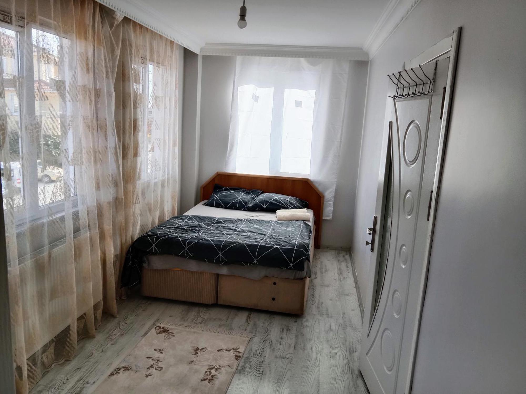 Ahmet Teacher Hotel, 5 Minutes From The Airport Arnavutkoy Dış mekan fotoğraf